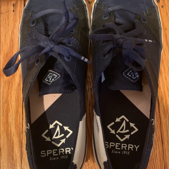 Sperry Sneakers - Picture 3 of 5